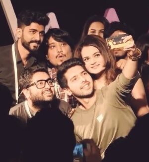 Aditi Singh Sharma Instagram - Diamond voice • Heart of gold • Pure soul •

Happy Birthday #ArijitSingh .. only love & more love & so much more love to you. ❤️❤️❤️