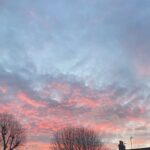 Adjoa Andoh Instagram - Red sky in the morning..shepherds’ warning… ooh..♥️
