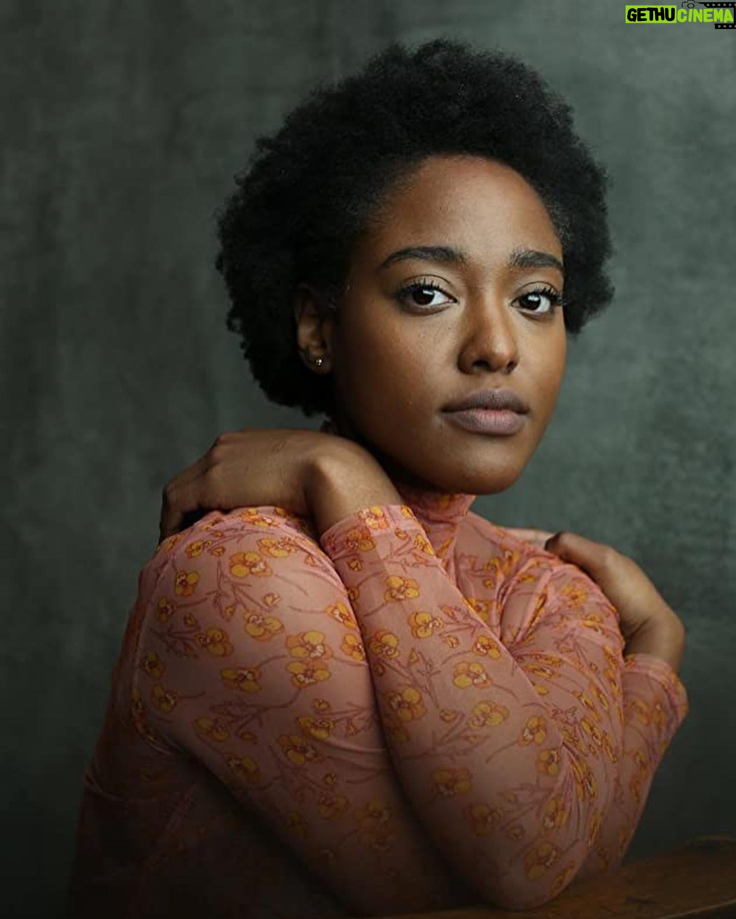 Adjoa Andoh - 10.8K Likes - Check out other pic Arsema Thomas playing young me in QueenCharlotte - great casting🙌🏾🔥💃🏽🙌🏾 @kvhcasting bridgerton
@netflix
@shondaland #ladydanbury