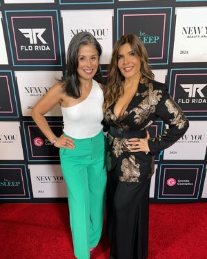 Adriana Cataño Instagram - WE WON 🙌🏽 ⭐️ CATANO BEAUTY @newyoumedia #newyoubeautyawards - the “Best Newbie” award for our bakuchiol you glo serum @catanobeautyinc ♥️🏆 Thank you NEW YOU MEDIA #newyoubeautymagazine So grateful 🙏🏽⭐️
Thank you @emiliouribebeauty for helping us get the skincare line started, thank you my precious daughter @gabriellacatano for helping me every step of the way & all this is thanks to the Grace of our Lord & Savior Jesus Christ ✝️ 
#godisgood #catanobeauty #adrianacatano 
———————-
PR @a2mediaagency @aileen_abella 
Wardrobe styling @hausartistlab