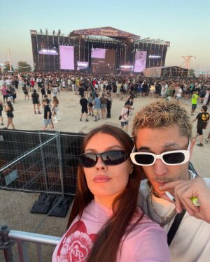 Adriana Ubani Instagram - @animalsound @asummerstoryoficial @antidoto.club y @teatroabadia por ese orden 🫂💿🫂💿
