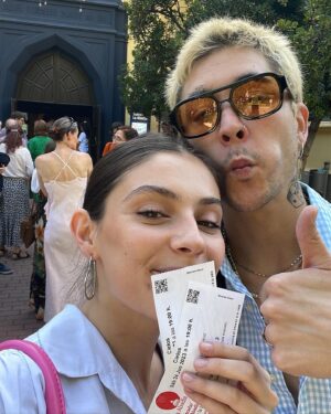 Adriana Ubani Instagram - @animalsound @asummerstoryoficial @antidoto.club y @teatroabadia por ese orden 🫂💿🫂💿
