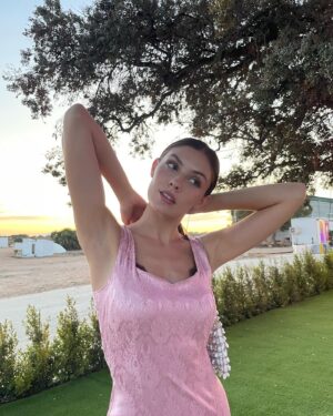 Adriana Ubani Instagram - pues resulta q me gustan mucho las bodas 🏰🎀

gracias @finallypress y @theraza__ por dejarme ir tan guapa