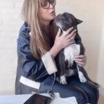 Adriana Salgueiro Instagram - Amor incondicional # Benito #dog #love #mylife @arellano_alejandro_