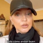 Adriana Salgueiro Instagram - NUNCA ES TARDE PARA TOMAR CONCIENCIA!!! Todavía veo gente que usa pieles auténticas y me indigna de una manera !!!! Literalmente rompí mi tapado ( ya le daré forma ) con ira . Como digo en el video NO MATEN ANIMALES para ponérselos encima porque son moda o porque quedan lindos . Si viviéramos en Alaska , lo entenderia y no se . LOS ANIMALES NO SON COSAS , SIENTEN !!!! @sintientesorg @matildablanco @liz_solari