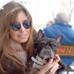 Adriana Salgueiro Instagram - MAR DEL PLATA !!!! Disfrutando un cafecito con nuestro bb #benito @arellano_alejandro_ #life #dog #love