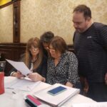 Adriana Salgueiro Instagram - Día de ensayo !!!! @matiassantoianni @claribelmedinaok @soyhernanfigueroa , falta parte del elenco (@mariarosafugazotok y Héctor Calori ) la dirección de @diegopcalamar . Produccion @aldofunesok . MENTIME QUE ME GUSTA