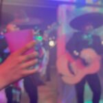 Adriana Torrebejano Instagram – Feliz día de muertos y feliz día, @blascanto_es 🇲🇽💕💀 
Mamá coco lo gozó con su nieto favorito y bebió tequila, te quiero un chingo 🌺