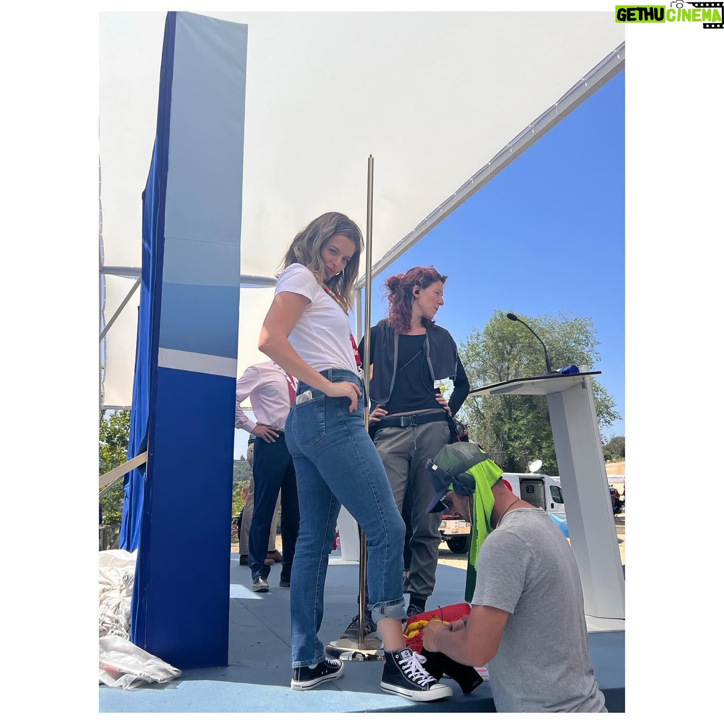 Adriana Torrebejano Instagram - Su poquito de making of para el #DiaDelEspectador 🎬 ¡Gracias por convertirnos en la película española más vista desde su estreno! 💋 Hoy #MiercolesAlCine con #PolíticamenteIncorrectos 💖
