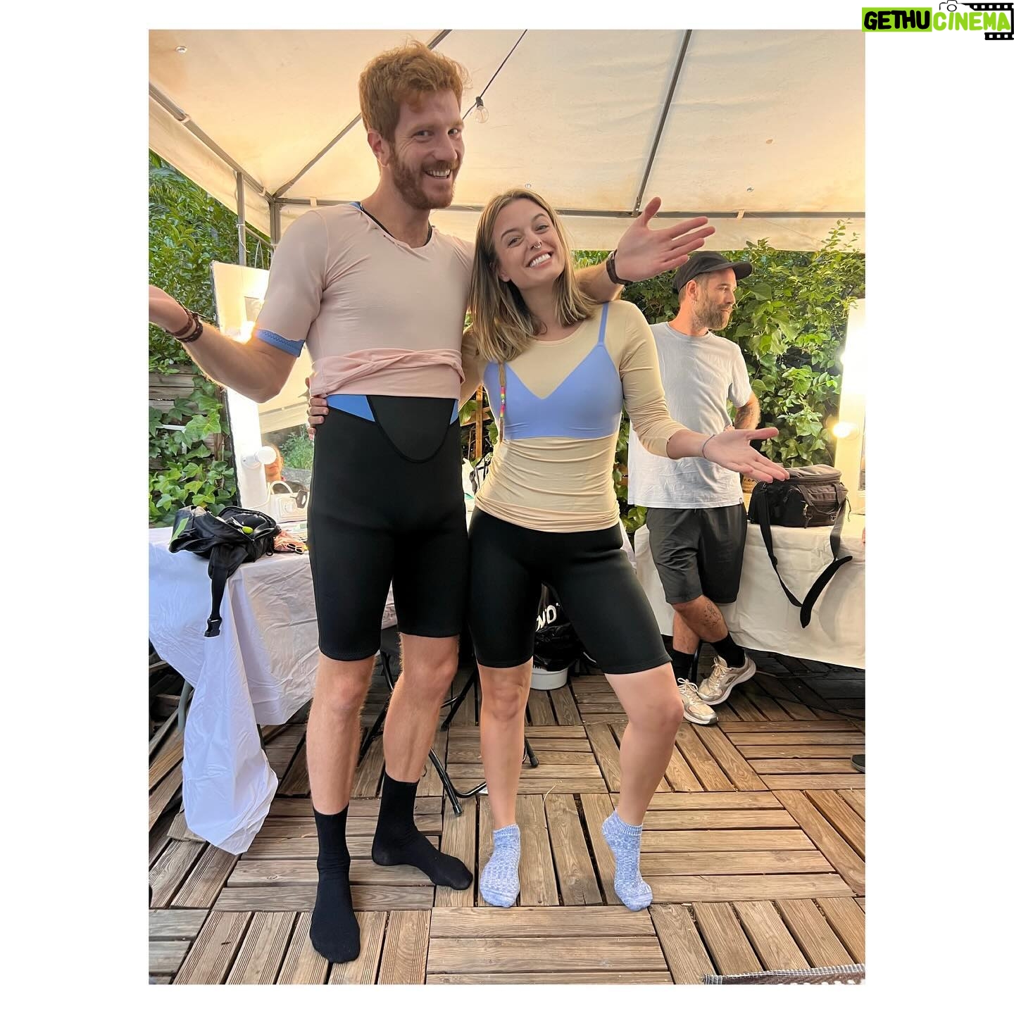 Adriana Torrebejano Instagram - Su poquito de making of para el #DiaDelEspectador 🎬 ¡Gracias por convertirnos en la película española más vista desde su estreno! 💋 Hoy #MiercolesAlCine con #PolíticamenteIncorrectos 💖