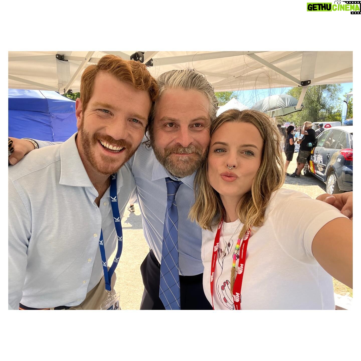 Adriana Torrebejano Instagram - Su poquito de making of para el #DiaDelEspectador 🎬 ¡Gracias por convertirnos en la película española más vista desde su estreno! 💋 Hoy #MiercolesAlCine con #PolíticamenteIncorrectos 💖