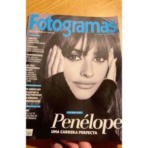 Adriana Torrebejano Instagram - Este mes 💖 
Nada me puede gustar más que salir en el mismo número que Penélope Cruz. ¡Gracias @fotogramas_es en una semana estrenamos en cines!

📸 @file84