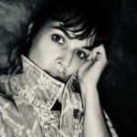 Adriana Ugarte Instagram - 🌙si das lugar a tu sombra,das lugar a tu luz🌙 @sandroparis @ehmoda