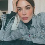 Adriana Ugarte Instagram - Ahí va buena tanda de fotos que me encantan 🌺-me maquilló de lujo @tragacetemakeup y lo aproveché cual ratona jijiji-