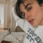 Adriana Ugarte Instagram - Hoy toca reposo avec mon bebé 🐈 🤒🤧😷😡12 días con gripe🥵