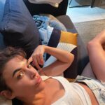 Adriana Ugarte Instagram - Hoy me han llamado Pelucha 💘🐻 💋seguimos rodando en Dominicana 🎥 (peluche rodador)