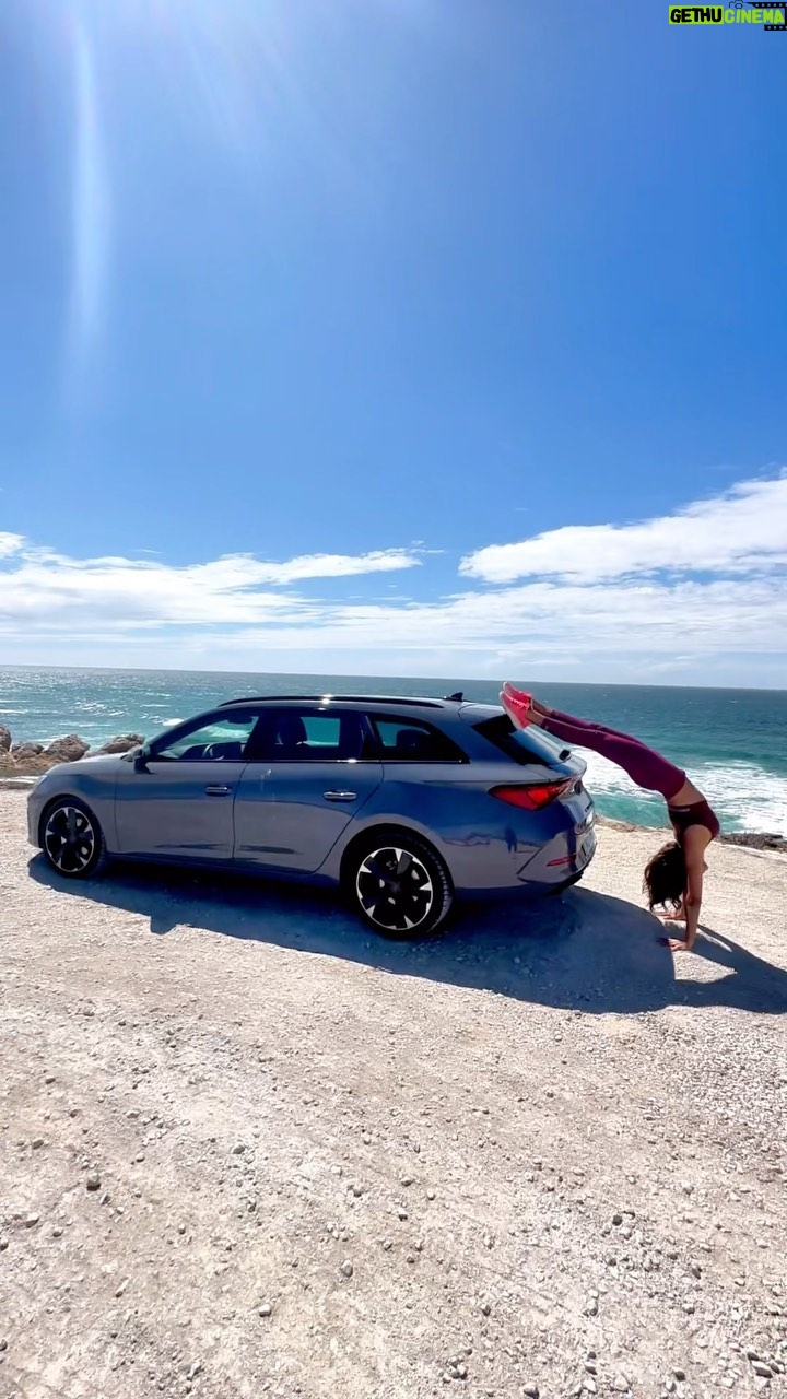 Adriane Garcia - 123 Likes - Apaixonada pelo #cupraleon @cupra_portugal Alem de lindo, super económico, tenho que destacar vários detalhes que fazem toda a diferença na condução e escolha pelo conforto.
Ele tem um sistema de navegação integrado que nos permite escolher o melhor trajecto, farol de led sofisticados, com bom gosto e completam o design fantástico do carro , porta bagagem, alem de espaçoso, de fácil abertura, camera de visão traseira, que permite estacionar com muita segurança, sem falar no quanto isso nos facilita a vida… poderia citar muitos mais detalhes, que fizeram eu me apaixonar por este carro, que acompanha meu estilo. Conduzir este carro é mesmo um prazer! #pub #cupraportugal #cupra #drivetastefully