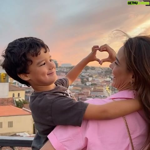 Adriane Garcia - 124 Likes - Mamãe chegou ❤️ resolvi rumar a norte ao Porto com @cupra_portugal #cupraleon amei super económico e confortável, fomos muito bem recebidos nos hotéis do grupo @oporto.collection ❤️🙏🏻 indico ! Sempre bom voltar a invicta! #porto #oportocollection #oporto #family #familytime
