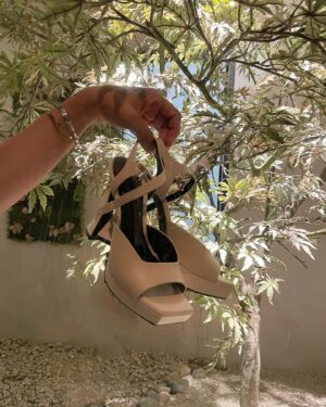 Adriyan Rae Instagram - [ cre•a•tive ] relating to or involving the imagination or original ideas, especially in the production of an artistic work. This is your sign to CREATE! with love | with light | -A.Rae _________________________________________ #LoveandLight #AdriyanRae #ARae #Fashion #DailyAffirmations