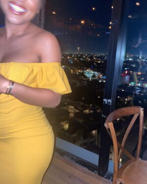 Adriyan Rae Instagram - [ il•lu•mi•nate] : make something bright by shining a light on it. You can feel when a new version of you is evolving. That shits amazing! Be the light! I challenge you to shine bright from here on out. Light up every room you walk in, unapologetically. We’re done dimming our light, that’s old, that’s wack, that’s so 2020. 💅🏽 stay bright bb! with love | with light | -A.Rae ____________________________________________ #LoveandLight #AdriyanRae #ARae