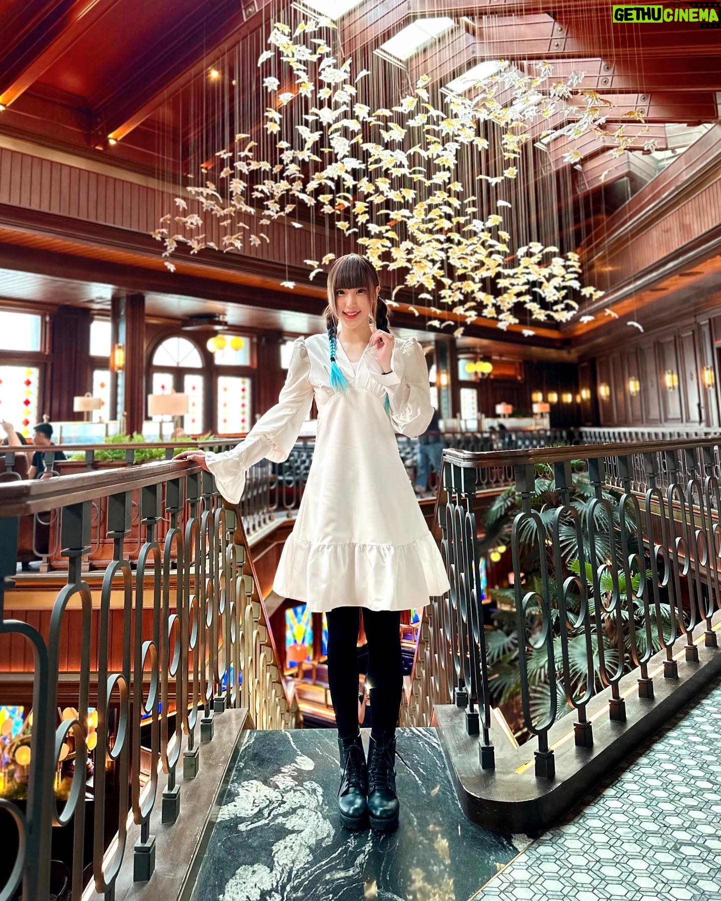 Aelke Mariska - 3 Likes - Ikan Hiu makan babi, i love you bertubi tubi~🤪💕
Punten nitip poto mumpung lagi sok rapi dikit.. ehe
Dipotoin @rahel53