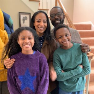 Africa Miranda Instagram - meet the Turner family of @archive81netflixtv - streaming now! 🖤 (story time/long post)

this was a surreal experience. after not being on set for 7 years (not counting commercials/hosting) - I’ve been so thankful to have an agent like Dorecia of @yjbtalent who never stopped believing in me & keeping my name in rooms when I couldn’t see myself there. 

got on my 1st flight after quarantining for almost a year & headed to Pittsburgh & I was NERVOUS ok! God always shows up in my life in ways to let me know I’m always covered - when I arrive the actor playing my husband is the ridiculously talented @charlie3stacks - and get this - we are from the same hometown, both @official_alabamastate grads, AND he’s my frat brother 🤯 thank you for being a blessing on set and off 🙏🏾

thank you to @rsonnenshine for creating this amazing project & @beccalou34 for having me as a part of such a special cast and fostering such great energy on set; as well as @haifaa.almansour 🙏🏾every crew member was kind and generous while working and creating under insane circumstances. 

mamadou is just electric and was an absolute joy. our little “brown family day” on set was one of my best memories to date. my babies @jaxonrosemoore & @traycemalachi are absolute stars! 

i could write a book but I’m just thankful & want to congratulate the entire cast & crew on a fantastic job well done. 🖤🖤🖤🖤

streaming now!!
