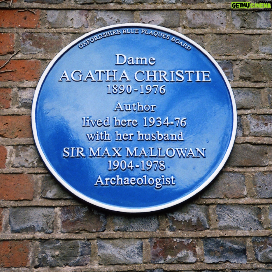 Agatha Christie - 6.8K Likes - Did you know ❓ Agatha and Max purchased Winterbrook House in Wallingford in 1934 which became a home for the rest of their lives. Discover more (link in bio)
#AgathaChristie #MaxMallowan #Wallingford #WinterbrookHouse #Oxfordshire