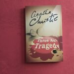Agatha Christie Instagram – 🍸 A deadly cocktail with no trace of poison ☠️ a murder with no motive = 🤔 a puzzling case for Monsieur Hercule Poirot.
Have you read this story?
#AgathaChristie #HerculePoirot #ThreeActTragedy #MurderMystery