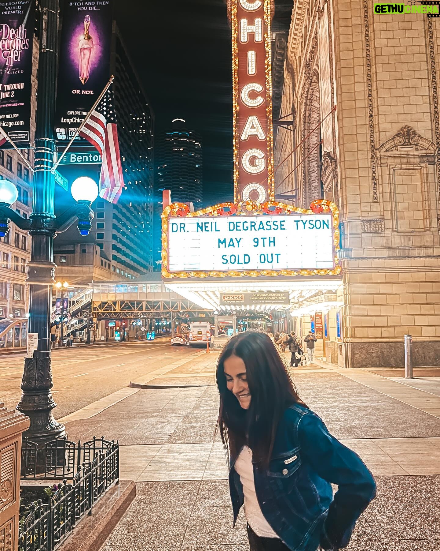 Aggeliki Daliani Instagram - ‘C’mon Babe, why don’t we paint the town... And all that Jazz.” ••••••••••••••••••••••••••••••••••••••••••••••••••••••••••••• #AllThatJazz #chicagotheatre #WindyCity #ServedChicagoStyle