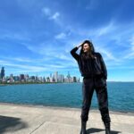 Aggeliki Daliani Instagram - I really really lake you!!!😘 📍Michigan lake ••••••••••••••••••••••••••••••••••••••••••••••••••••••••••••• #AllThatJazz #WindyCity #ServedChicagoStyle #friendsandfamily