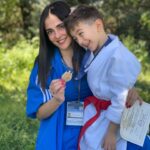 Aggeliki Daliani Instagram - Ατόφιο χρυσάφι 🥇Πανελλήνιος Πρωταθλητής ο Νικήτας!!!! Μπράβο μικρέ μου!!!!! Συγχαρητήρια σε όλους τους αθλητές του @odysseas_karateclub Ευχαριστούμε την καλύτερη coach @mariza_soumbasaki ••••••••••••••••••••••••••••••••••••••••••••••••••••••••••••• #karatechampion #karate #nikitas #proudmom @hellaskarate
