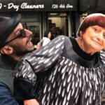 Agnès Varda Instagram - #look how big is #jr imagination to spend time with me when we are not #together to present our film #facesplaces / Voyez quelle est l’#imagination de @jr pour passer du temps avec moi quand on n’est pas en train de présenter notre film #visagesvillages !
