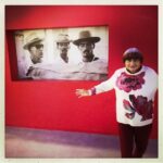 Agnès Varda Instagram - Exposition de mes photographies à Juvisy-sur-Orge (j’aime mieux le maïs) #espacejeanlurcat #lesbordsdescenes (j’aime mieux la Loire) 📸/commissariat d’expo @juliafabry