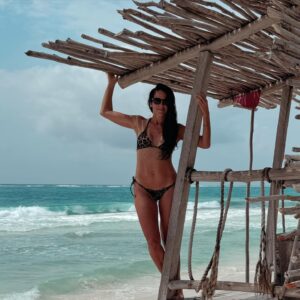 Agustina Lecouna Instagram - TULUM creo que me enamoré de vos. @nomadetulum.  @milagrosbrito @solsisah va sin filtro 🤣🤪😆😜