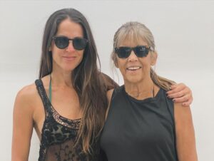 Agustina Lecouna Instagram - 1y 2)Embarcarse con amigos hacia nuevas aventuras es siempre el mejor plan.  @jorgina23  3,4, 5 y 8) No hay nada que me reconstruya mejor y acomode tan rápidamente mis piezas como la visita de mi mamá la mejor del mundo. Su PASO en estas Pascuas nos lleno de amor. @celinaamadeo  6,7,9 y 10) Hace 14 años que estamos juntos y nos encanta celebrarnos y celebrar la vida como el primer dia. @diego_belbussi Feliz aniversario. 🎉❤️