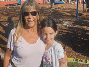 Agustina Lecouna Instagram - 1y 2)Embarcarse con amigos hacia nuevas aventuras es siempre el mejor plan.  @jorgina23  3,4, 5 y 8) No hay nada que me reconstruya mejor y acomode tan rápidamente mis piezas como la visita de mi mamá la mejor del mundo. Su PASO en estas Pascuas nos lleno de amor. @celinaamadeo  6,7,9 y 10) Hace 14 años que estamos juntos y nos encanta celebrarnos y celebrar la vida como el primer dia. @diego_belbussi Feliz aniversario. 🎉❤️