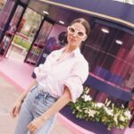 Agustina Cordova Instagram - Ya les dije que me volví muy fan de la nueva versión de My Way Parfum, no? Me dí una vueltita por Pop Up de Giorgio Armani que lo vas a encontrar en Distrito Arcos y también vas a poder conocer el nuevo lanzamiento My Way Parfum, ahora tiene un corazón mas intenso que nunca por su nuevo ingrediente Iris pallida con una base amaderada y dulce. [lo amé] Ideal para conseguir el regalo perfecto para mamá en su día porque podes llevarte regalos exclusivos y personalizar la fragancia para regalarle en su dia. 🌸💕  #mywayparfum