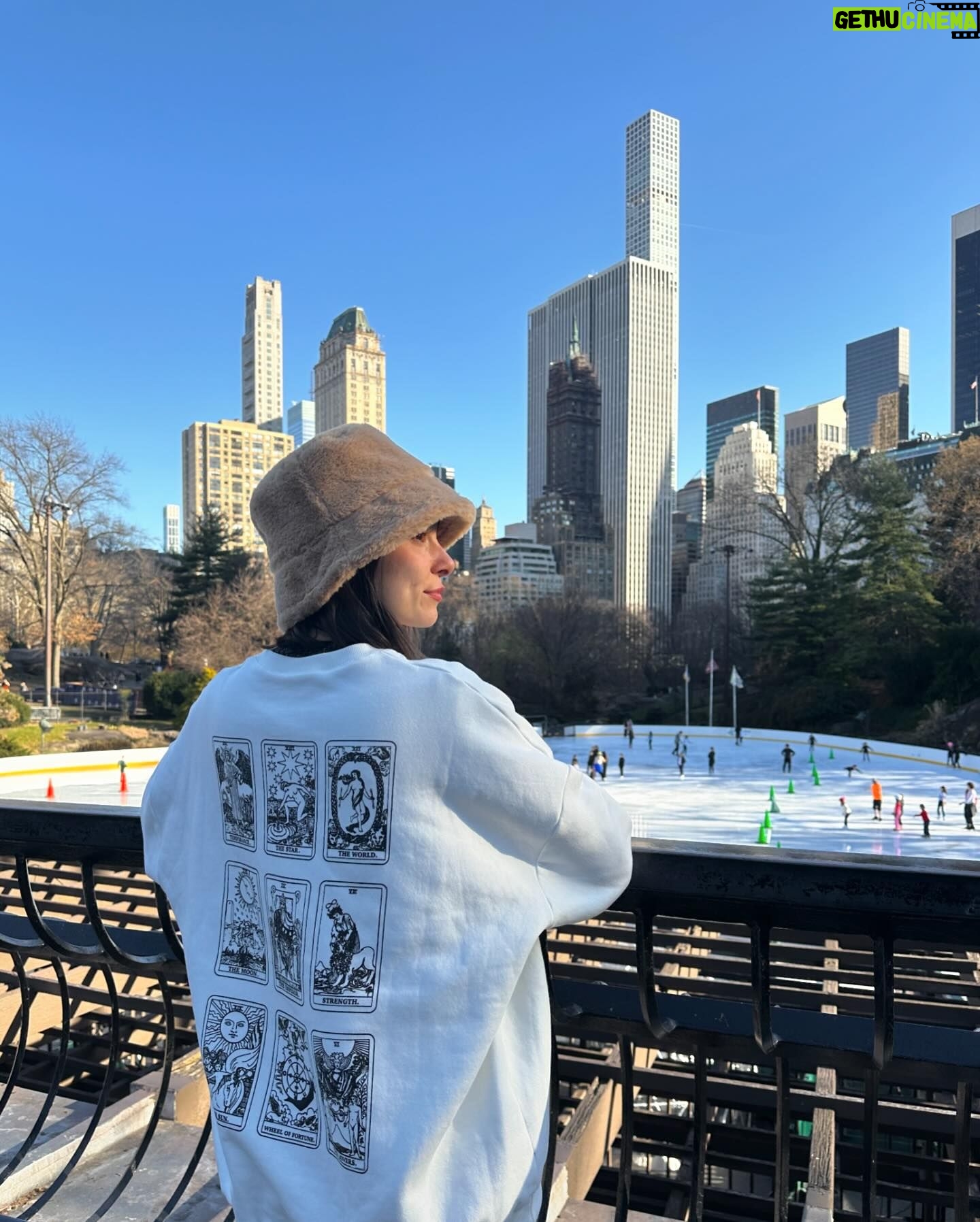 Agustina Suásquita Instagram - Sale esa batalla de looks en nyc si o no?