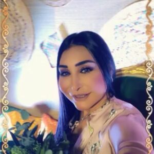 Ahlam Hassan Instagram - لا تحاول البحث عن حلم خذلك، وحاول أن تجعل من الآن بداية حلم جديد💙🦋