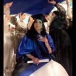 Ahlam Hassan Instagram - 🦋💙فكرة اليلوة من افكار المصمم / أ. أحمد البكر 🔚 شكرا على التنفيذ اليلوة ابرار الكندري @abrar_style @villa_gallerya شكر خاص لادارة فندق الميلينيوم على التعامل الاكثر من رائع .. وشكر للجندي المجهول السيدة كارول ❤️ @millenniumhotelkuwait @carol.adel