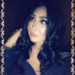 Ahlam Hassan Instagram - شكراا للميكب آرتست خلود الشمري ❤️❤️❤️ شكراا لخبيرة التساريح ايمان ♥️♥️♥️ واللي ما استغنى عنها دوم مصممة الازياء المبدعه نجوى الفضلي ❤️❤️❤️❤️❤️ لوك عرس حبيبة قلبي وبنتي الحلوه هنوف الكندري @khluood_artist @iman_hair_style @najwaalfadhli يا جماعه كلش ما نتشابه انا والفنانه الجميله نور الغندور الله يحفظها 🙏🏻 شلون شفتي الشبهه ما ادري 😂😂