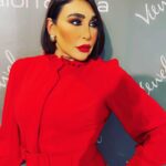 Ahlam Hassan Instagram - شكر وتقدير للمجلس الوطني للثقافة والفنون والآداب على هذا التكريم ❤️❤️❤️❤️❤️❤️❤️❤️❤️❤️❤️ واشكر فرقة مسرح الخليج العربي على دعمكم المستمر لي ولجميع أعضاء الفرقة ❤️❤️❤️❤️❤️❤️❤️❤️❤️❤️❤️❤️ شكرا لاسرتي الداعمه لي الله يخليكم لي ❤️❤️❤️❤️❤️❤️❤️❤️❤️❤️❤️❤️ شكرا للاعلامي عبدالرحمن الدين شريك النجاح صاحب المواقف ❤️ ❤️❤️❤️❤️❤️❤️❤️❤️❤️❤️❤️❤️ شكرا لرابطة اعضاء هيئة التدريس في المعهد العالي للفنون المسرحيه على هذا الدعم والاهتمام ♥️♥️♥️♥️♥️♥️♥️♥️♥️♥️♥️♥️ كل الحب والتقدير لزملائي على هذا الحب والاحترام والتقدير والتشجيع فرحتوني واااايد ♥️♥️♥️♥️♥️♥️♥️♥️♥️♥️ شكرا لكل من بارك لي .. احبكم وايد ♥️♥️♥️♥️♥️♥️♥️♥️♥️♥️♥️♥️ لوك التكريم برعاية صالون فيوويل مكياج / ماريا الشعر / شيماء شكرا لادارة الصالون على هذا الاهتمام @aliarty @shaker_arti @bohassan_arti @theater.kw @hidafa_q8 @aldayeen @maithambader @viewelsalon