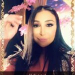 Ahlam Hassan Instagram - جمالج وجمال صوتج وأدائج شنو هالتفاؤل الجميل فدووووه سر الحياة عيونك 💙🦋.. إي والله عيونك💙🦋 كل التوفيق لج حياااتي ♥️ @aseelhameem👈🏻👈🏻👈🏻👈🏻♥️