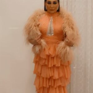 Ahlam Hassan Instagram - الف مبروك لمعاريسنا
اللوك حيل عجبني شكرا من القلب 
الفستان من تصميم الرائع الفنان ظاهر باقر 
@thaher.baqer 
المكياج والشعر صالون فيوويل 
@viewelsalon 
مكياج / ماريا
الشعر / شيماء