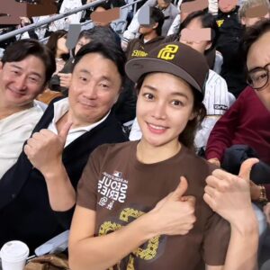 Ahn Hyun-mo Instagram - 체육인이 된것 같았던 지난 한주 ⚾️
아니 사실 점점 체육인이 되어가는중..⛳️