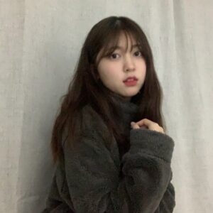 Ahn Seo-hyun Instagram - Baby it's Cold Outside❄️