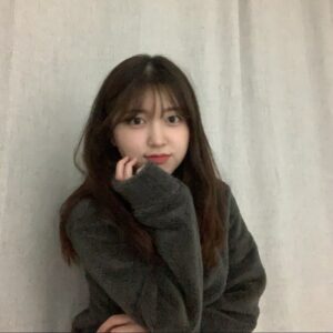 Ahn Seo-hyun Instagram - Baby it's Cold Outside❄️
