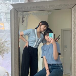 Ahn Seo-hyun Instagram - 코디 맞춘거 아닌데‧˚₊*̥(* ⁰̷̴͈꒨⁰̷̴͈)‧˚₊*̥