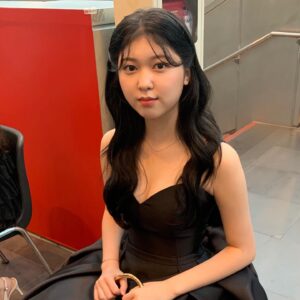 Ahn Seo-hyun Instagram - 2022 BIFF in 서현🥳