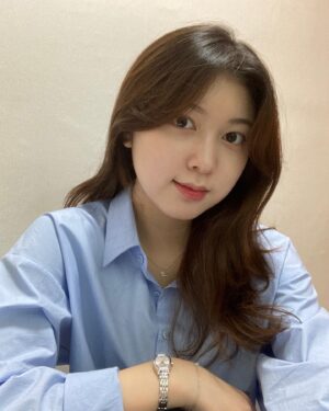 Ahn Seo-hyun Instagram - ☺️🫧 요즘 날씨 넘 좋아~
